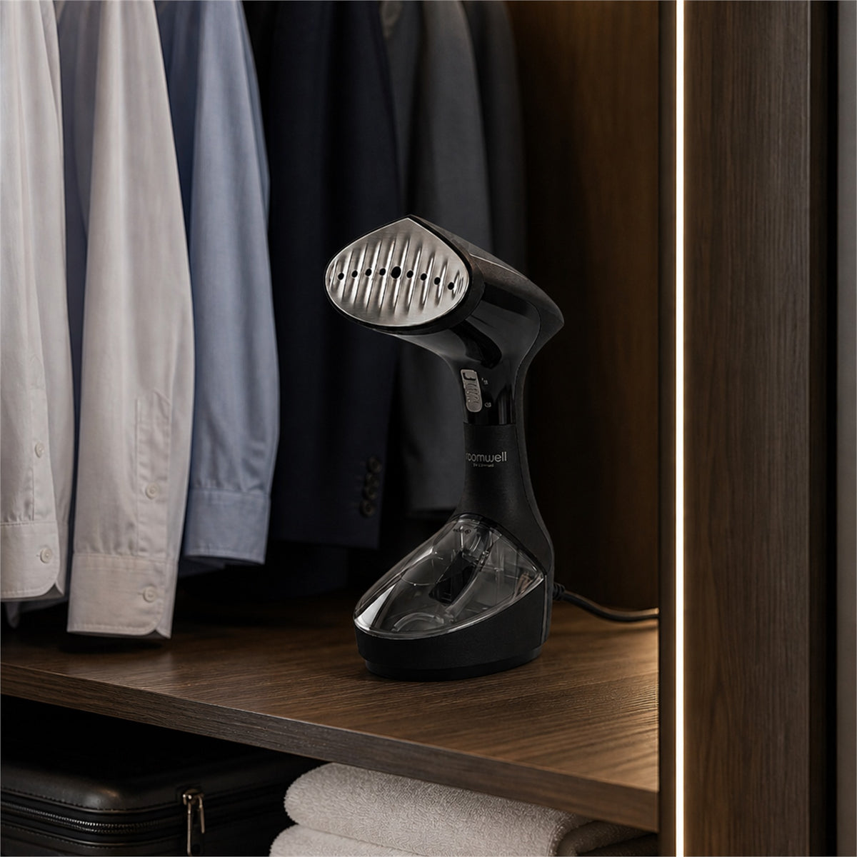 Roomwell, Glide Hand Steamer - hotel room view 1