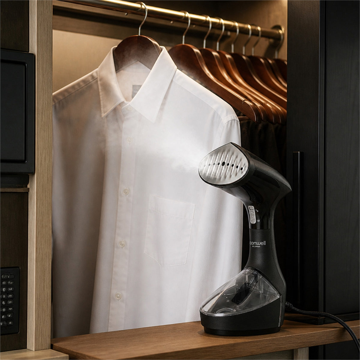 Roomwell, Glide Hand Steamer - hotel room view 2